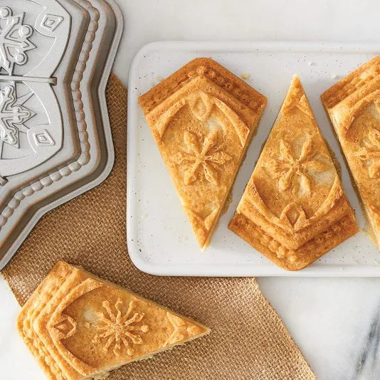 Shortbread Cookie Mix and Snowflake Pan Set